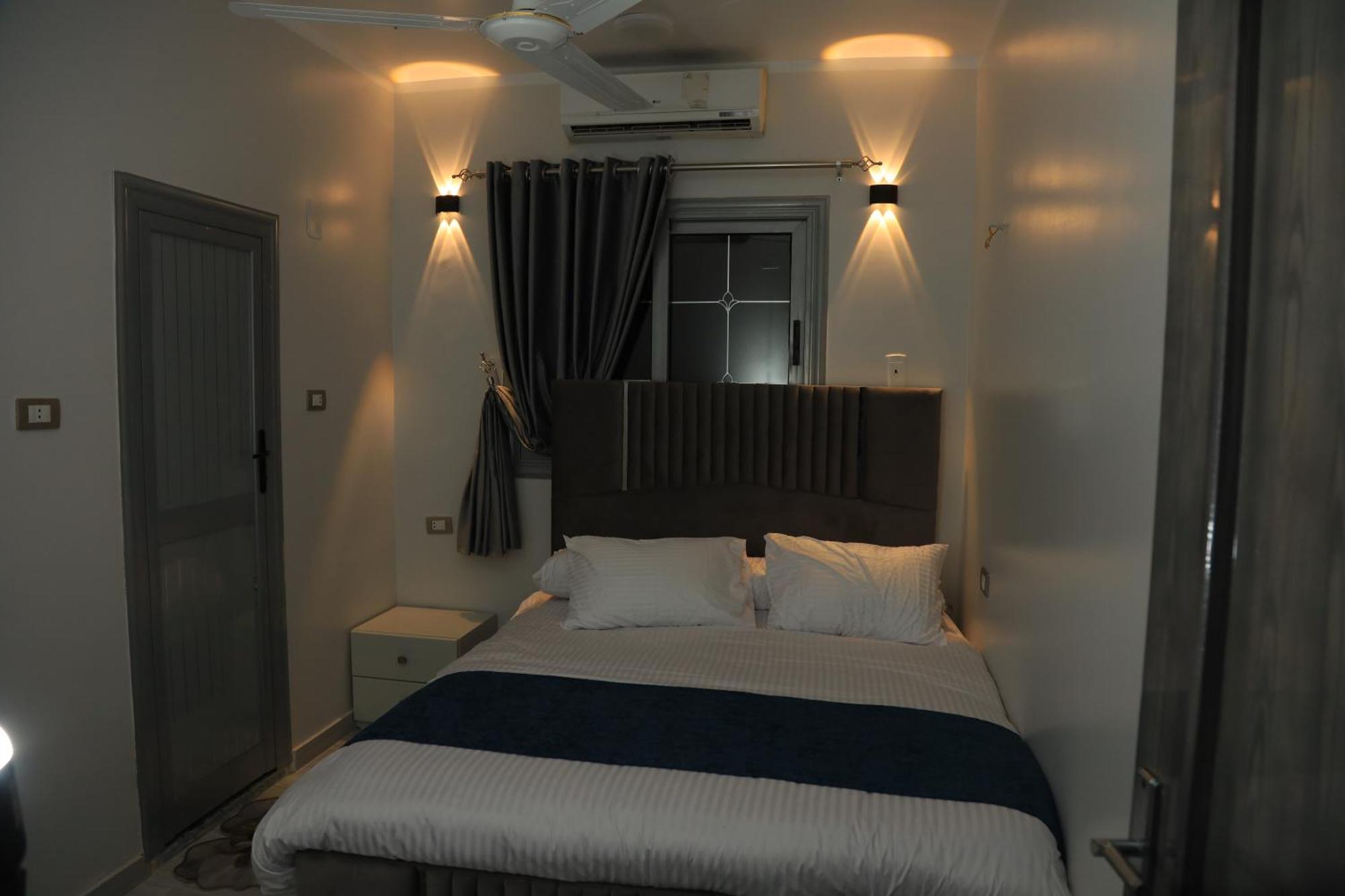 Crystala Guest House Aswan Bagian luar foto
