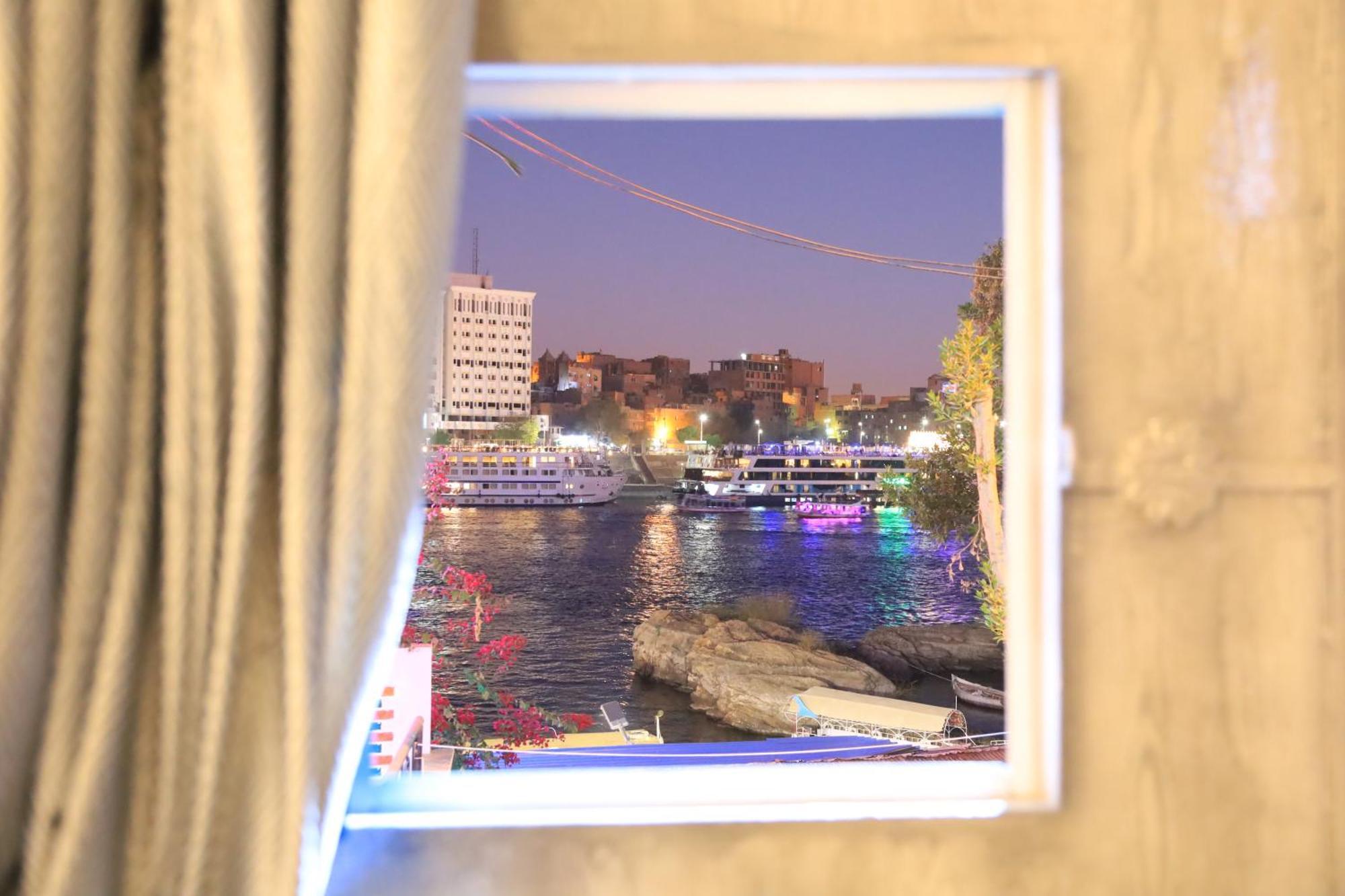 Crystala Guest House Aswan Bagian luar foto